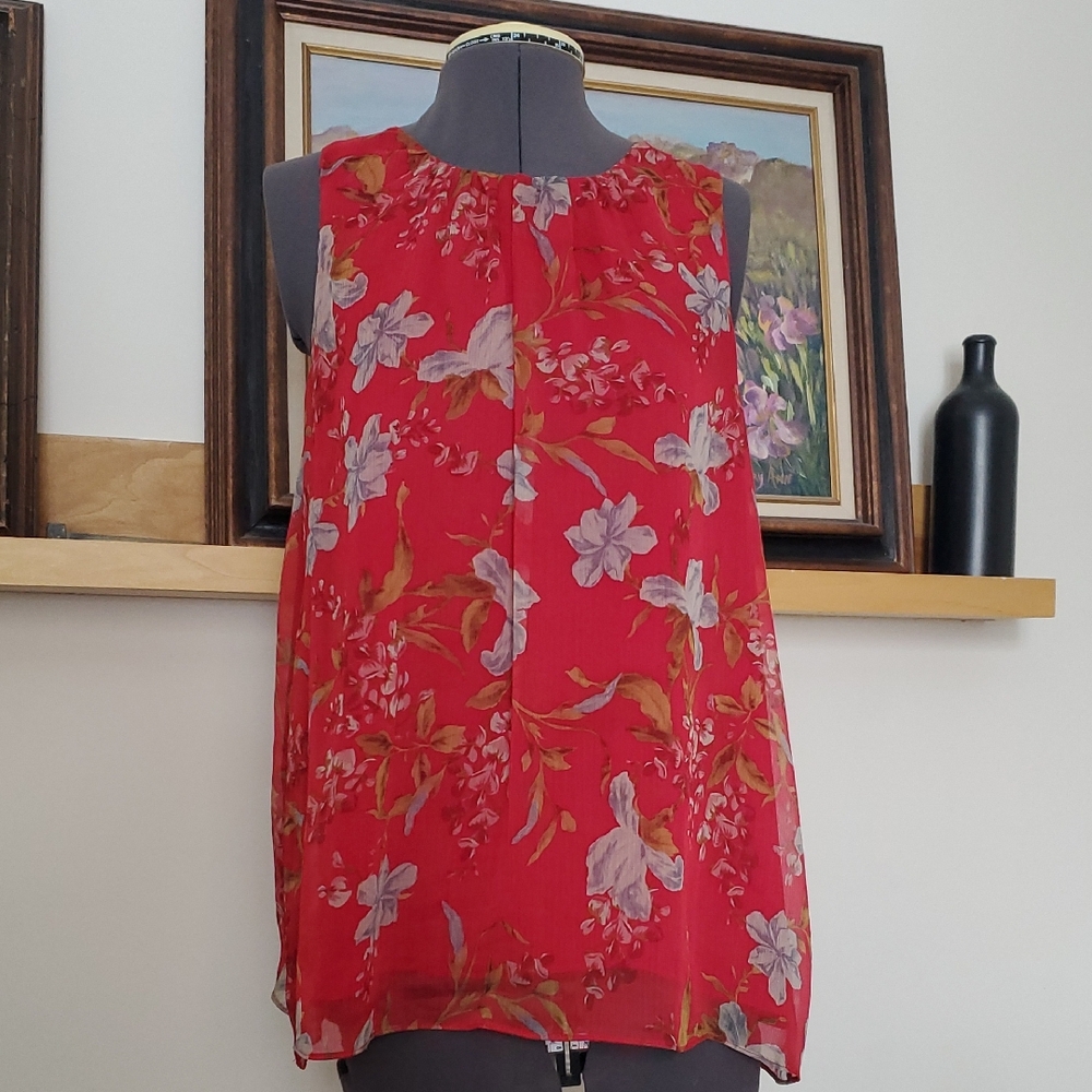 Vince Camuto Red Floral Sleeveless Blouse
